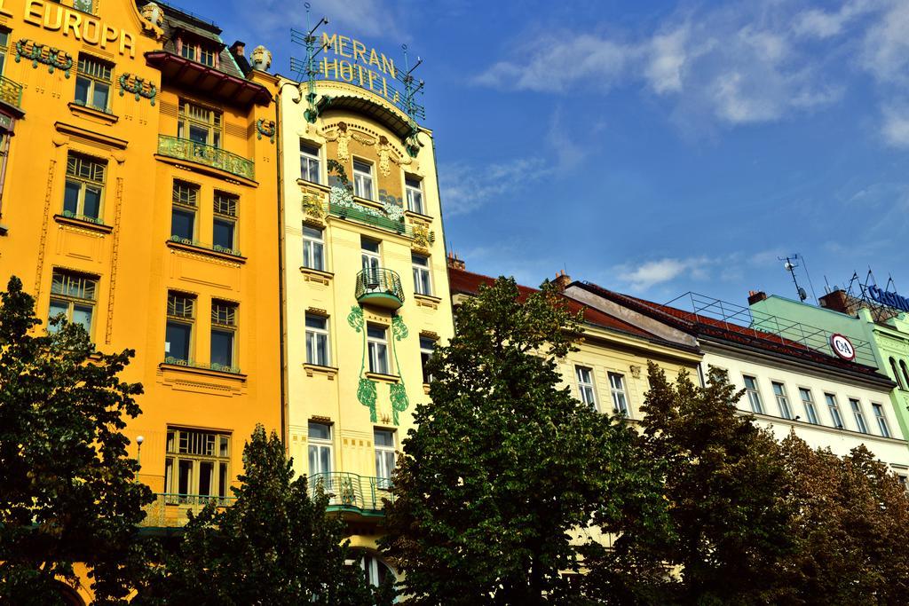 Meran Praha Bagian luar foto
