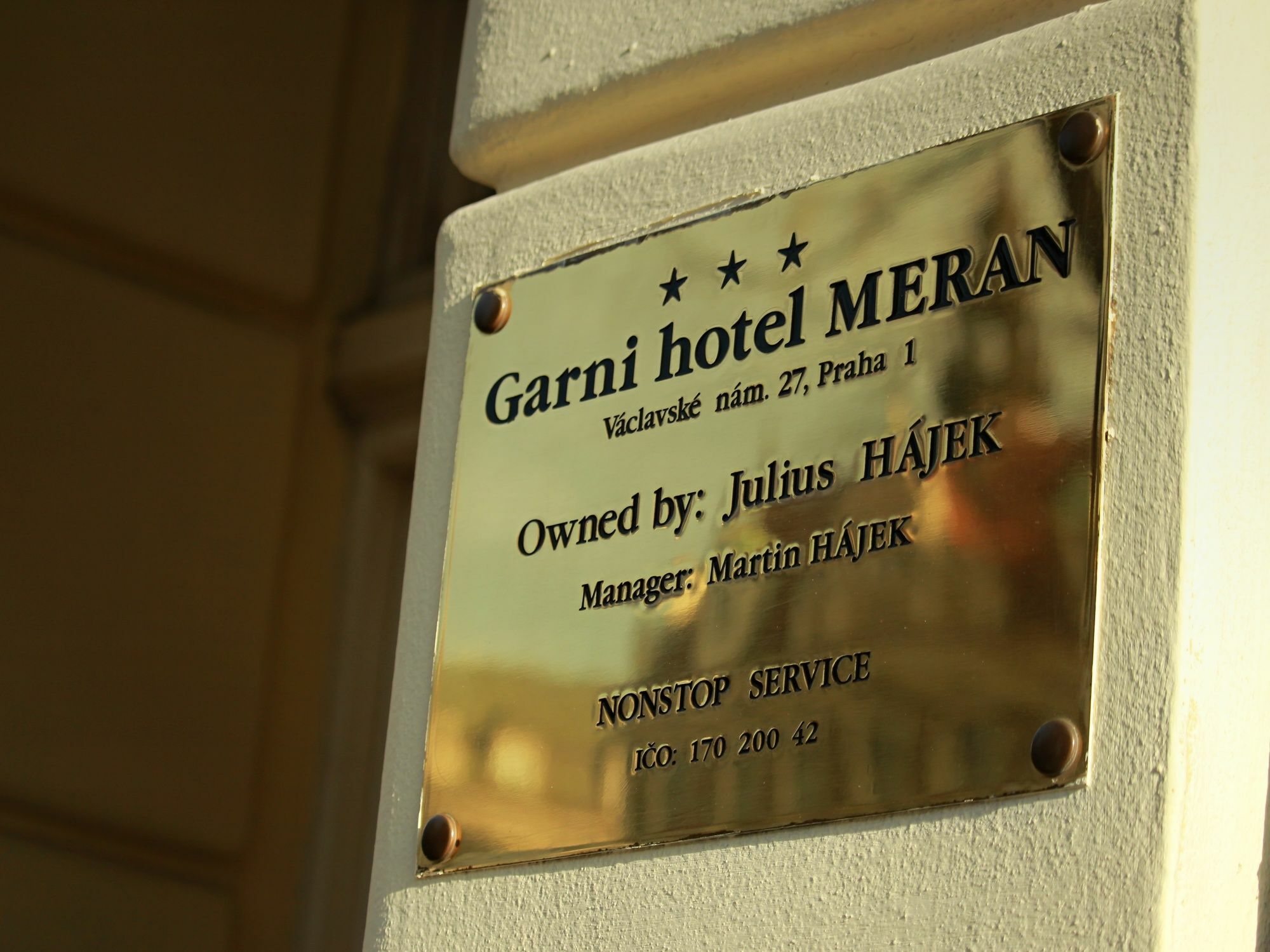 Meran Praha Bagian luar foto